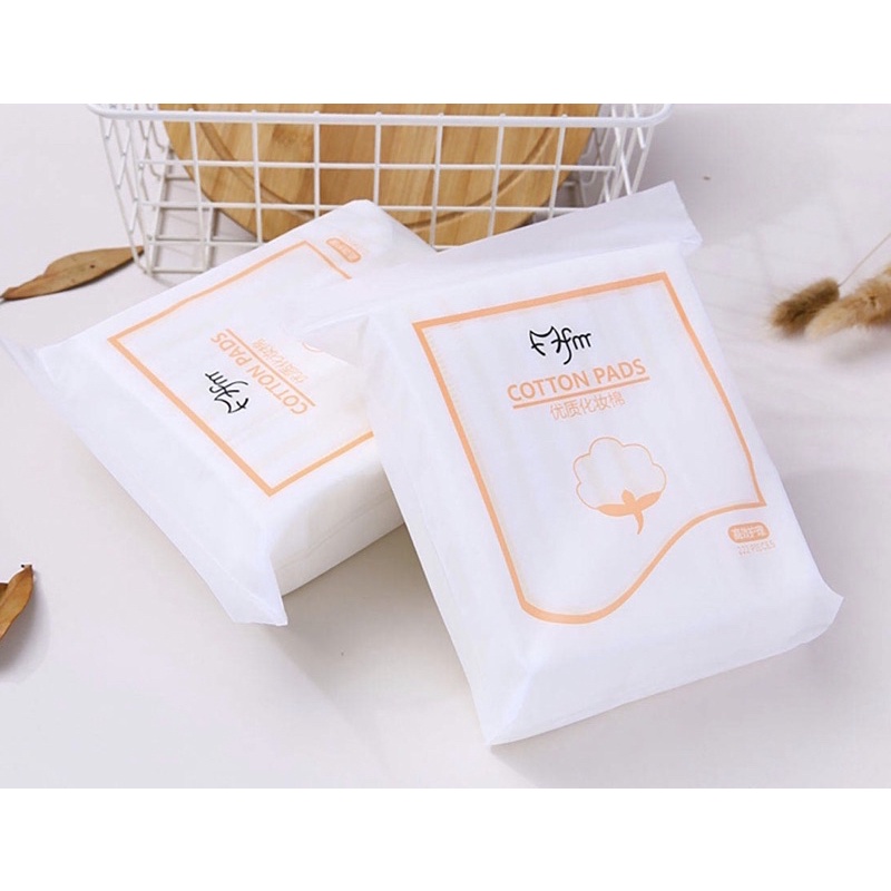 Bông tẩy trang 3 lớp COTTON PADS 222 miếng mềm mại☁️