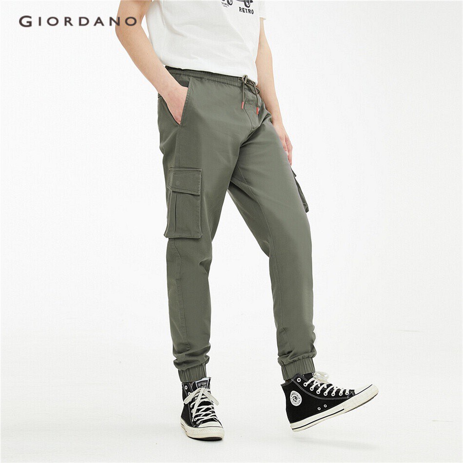 GIORDANO MEN Stretchy cargo pockets banded cuffs pants 01111083