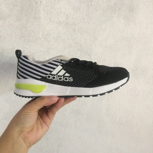 Giày nữ adidas