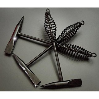 Búa gõ rỉ sét cán sắt có lò xo