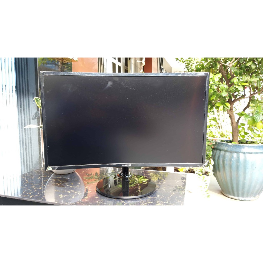 Màn hình Samsung 27" cong (C27F390-Đen) chính hãng 95