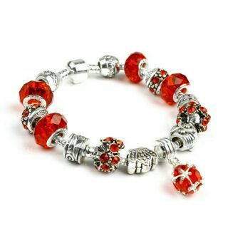Vòng charm bạc thái cao cấp.