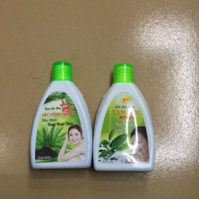 Kem lột mụn than hoạt tính 200ml