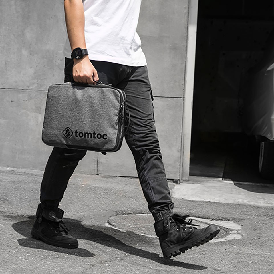 Túi Đeo Chéo 13/15 inch Tomtoc Urban shoulder bag for Ultrabook / Macbook  Gray - (H14-C01G)  - 𝐍𝐊.𝐀𝐜𝐜𝐞𝐬𝐬𝐨𝐫𝐲 | BigBuy360 - bigbuy360.vn