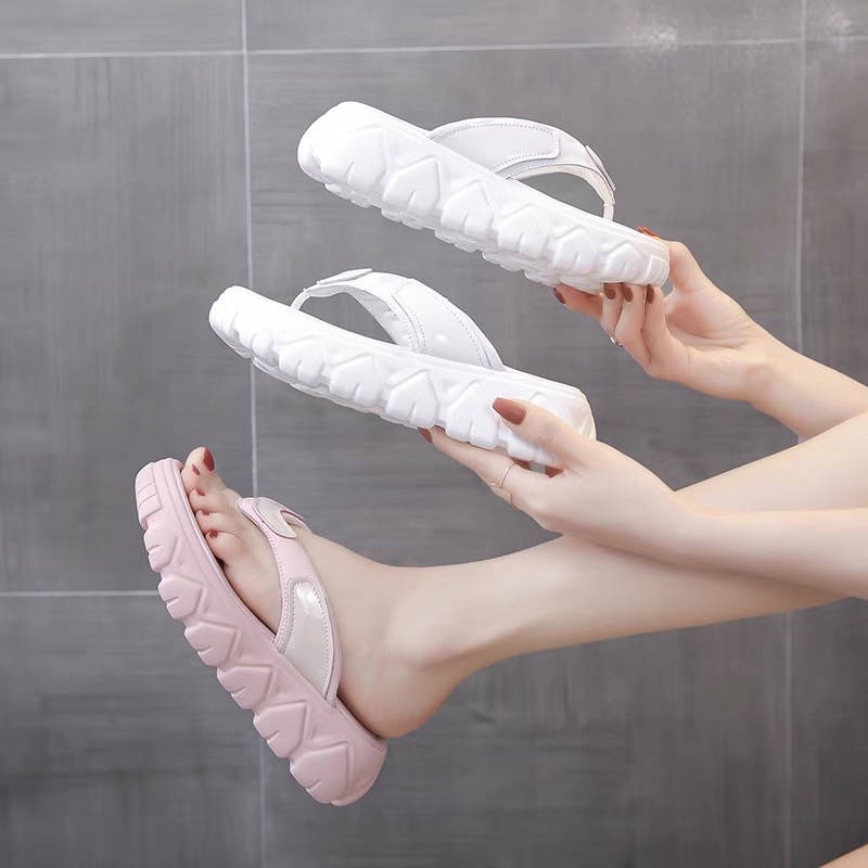 Dép Xỏ Ngón Đế Dày Chống Trượt Thời Trang Đi Biển Mùa Hè Mới