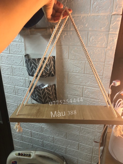 Kệ trang trí treo tường nhiều màu