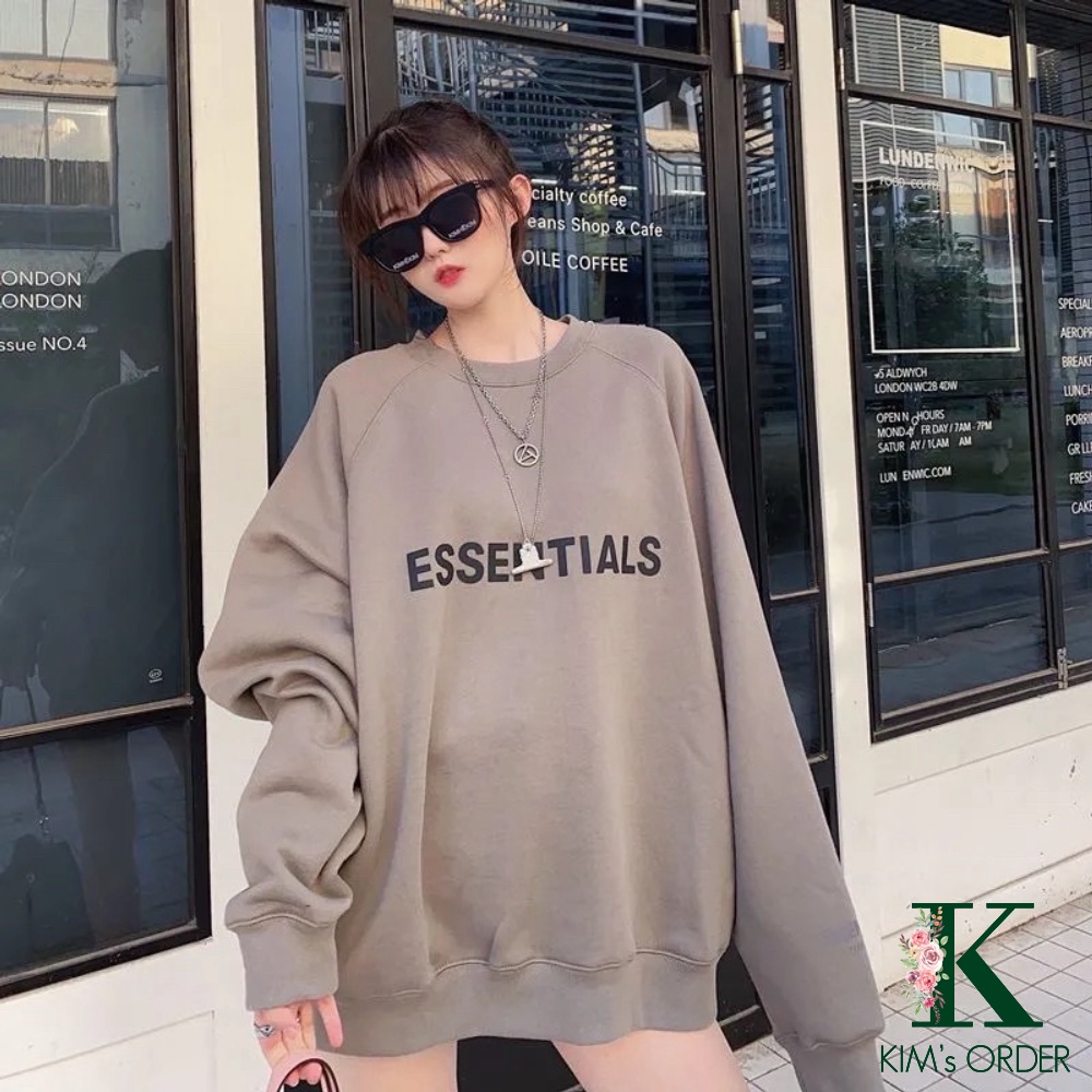 Áo Sweater ESSENTIAL Nam Nữ Unisex Màu Nâu Nhạt Cổ Tròn Dài Tay Chất Nỉ Bông Dày Dặn Hàng Quảng Châu Phom Rộng Năng Động