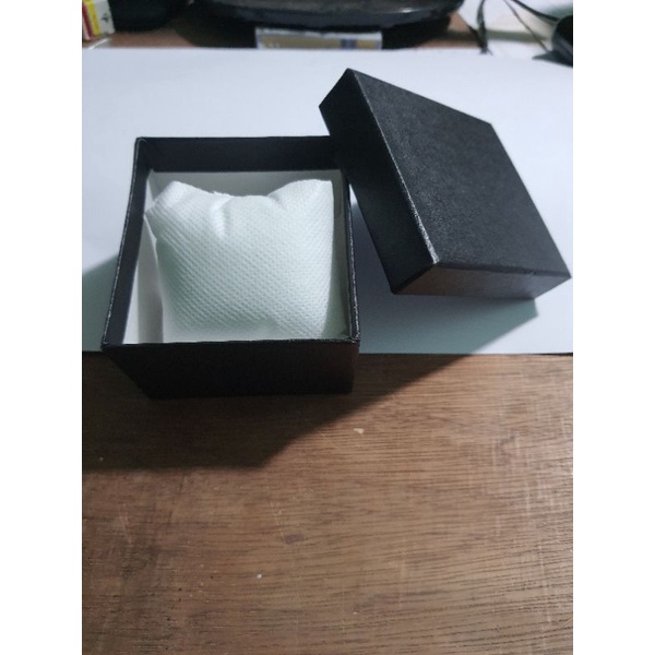 Hộp Đồng Hồ Có Gối đỏ,đen,trắng   Sỉ mọi số lượng
