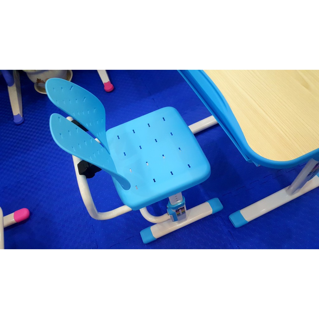Bộ bàn ghế học sinh thông minh chống gù lưng, chống cận thị C502 | HTDKIDS phân phối
