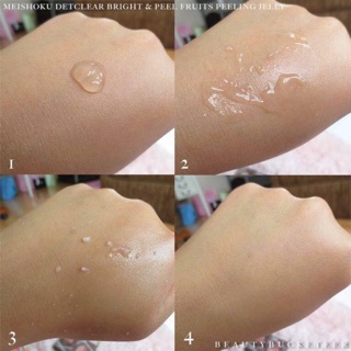 Tẩy da chết Detclear