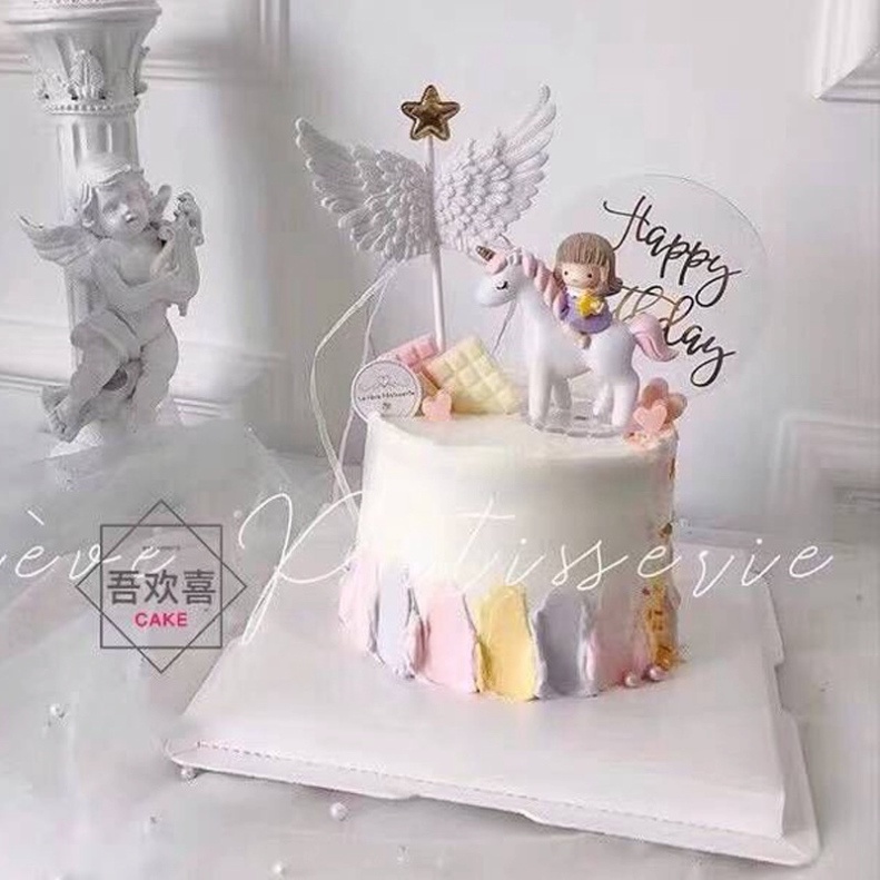 trang trí bánh kem sinh nhật [FREESHIP❤️] bé gái cưỡi ngựa dễ thương
