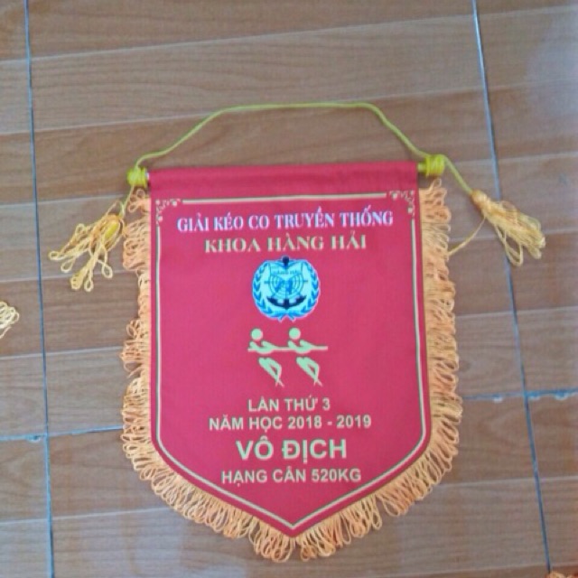 Cờ bầu lưu niệm
