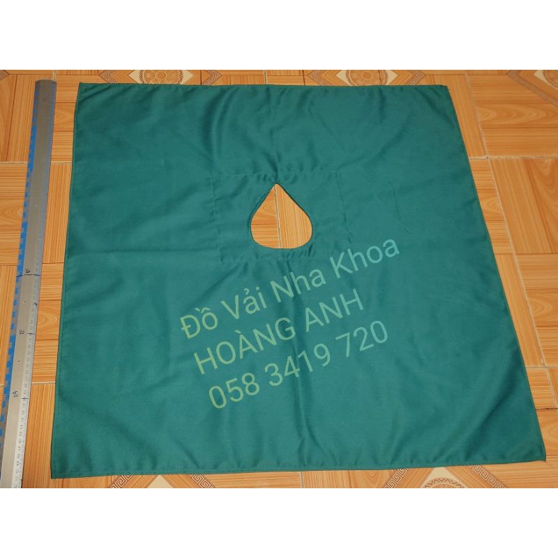 Săng vải mổ có lỗ 70x70cm