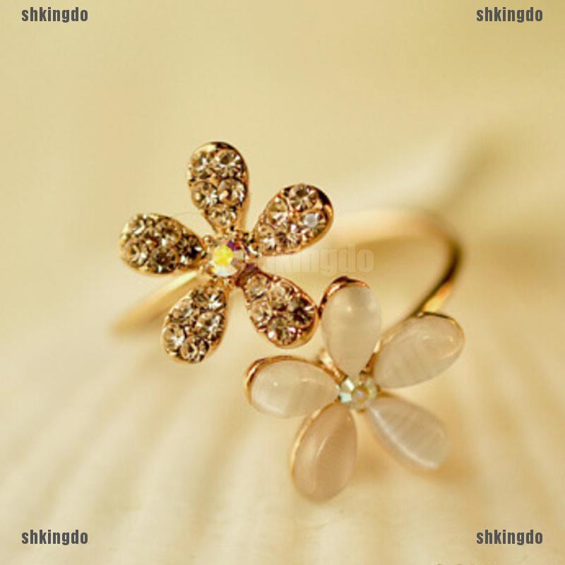 Nhẫn mạ vàng hình hoa cúc đính pha lê thanh lịch