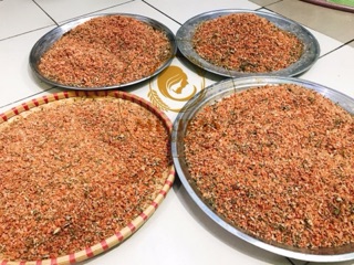 Muối thảo dược chườm bụng