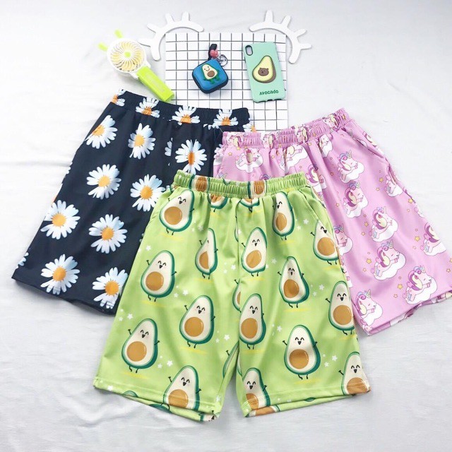 Quần đùi nam nữ họa tiết hoạt hình, quần short unisex freesize thun lạnh thoáng mát CHILL SHOP