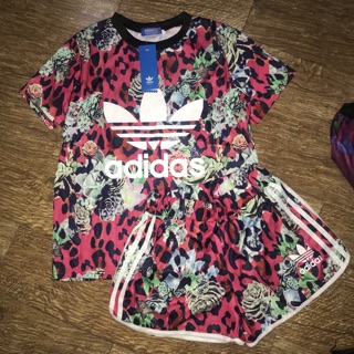 Bộ đồ Adidas
