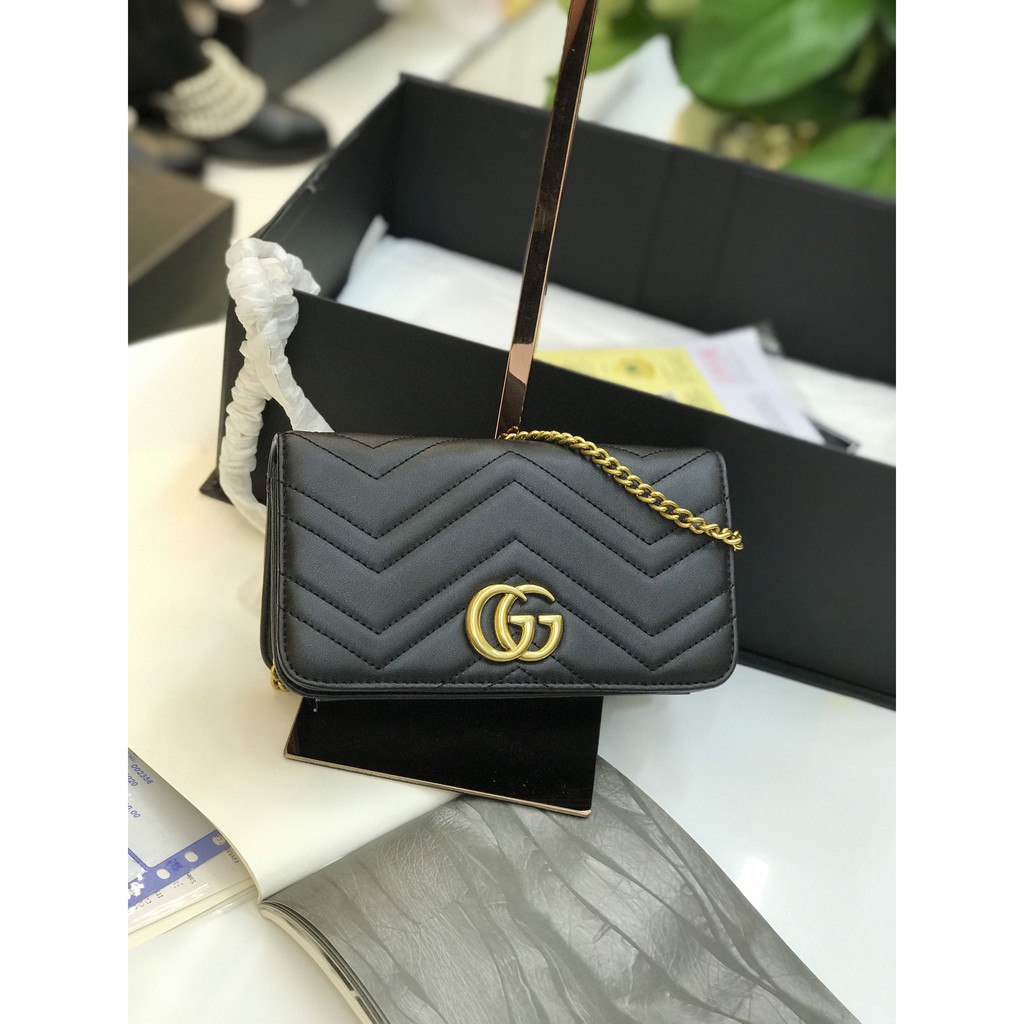 Túi GG marmont nắp gập màu đen size 18cm