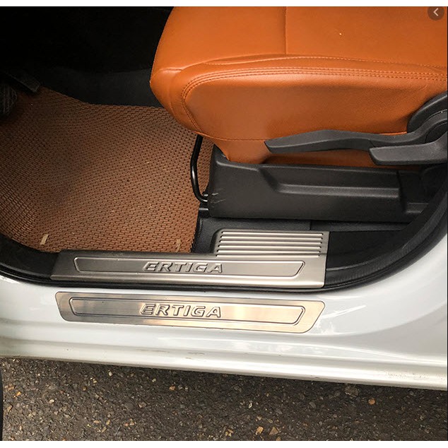 Ốp bậc cửa Suzuki Ertiga 2019-2021