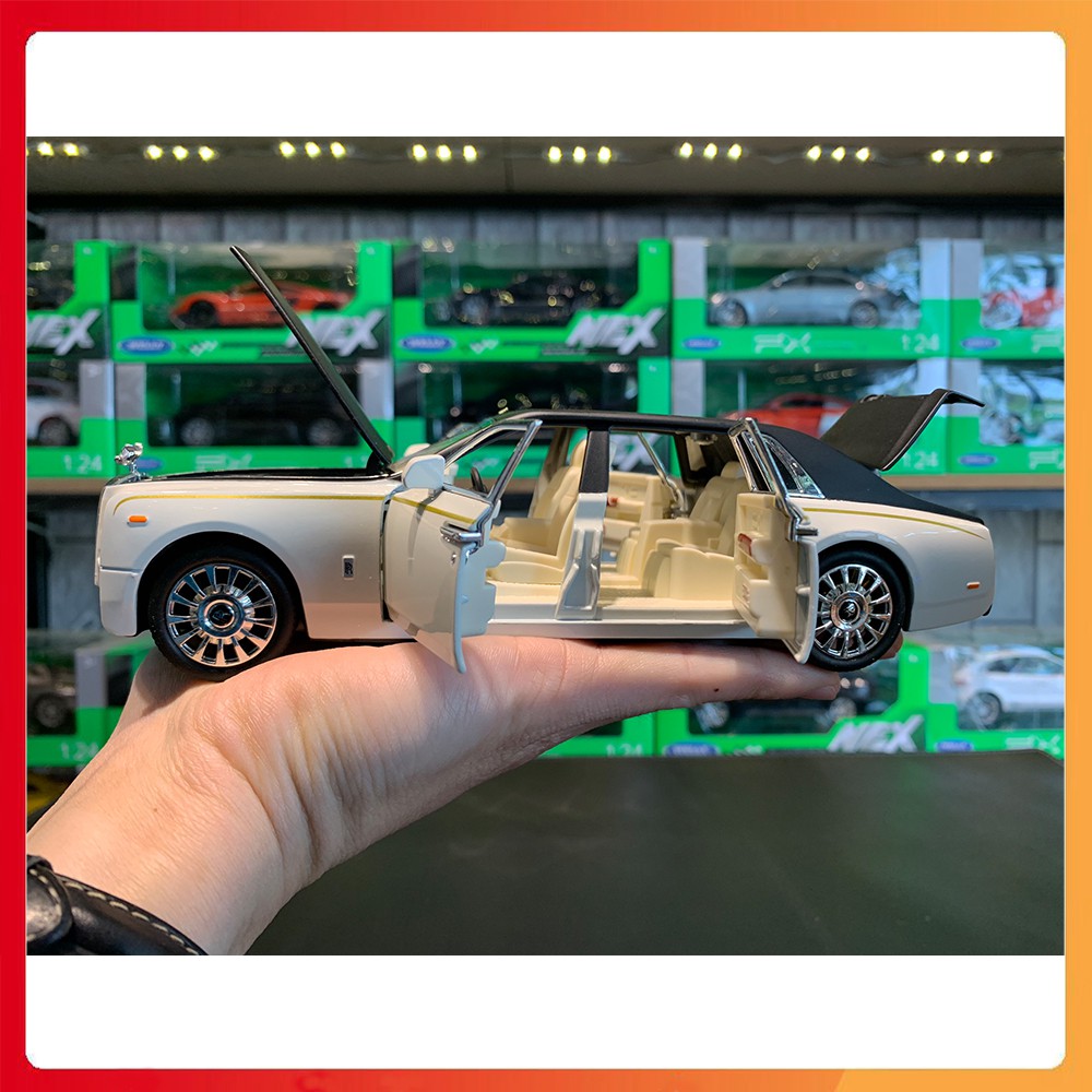 [Mã LIFETOY30K giảm 15% đơn 150K] Mô hình xe Rolls-Royce Phantom VIII tỉ lệ 1:24 hãng CHEZHI