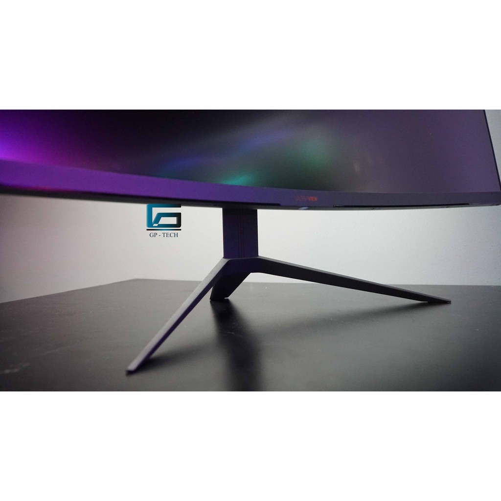 MÀN CONG UNTRAVIEW 32"  165HZ