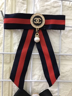 Tag cài áo nơ lụa