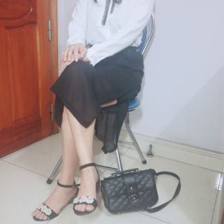 Áo sơ mi cột nơ ren