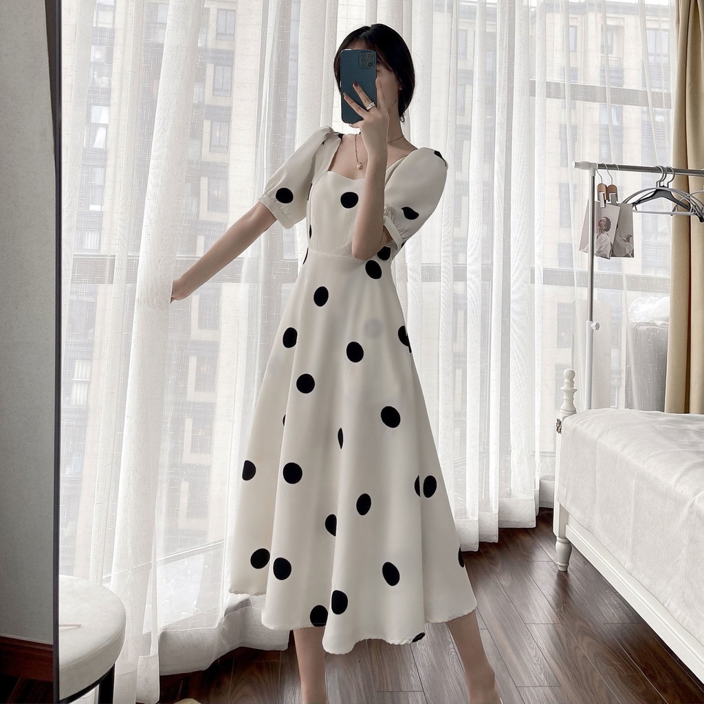 Váy maxi chấm bi dáng dài tay bồng cổ vuông qua gối HSG105