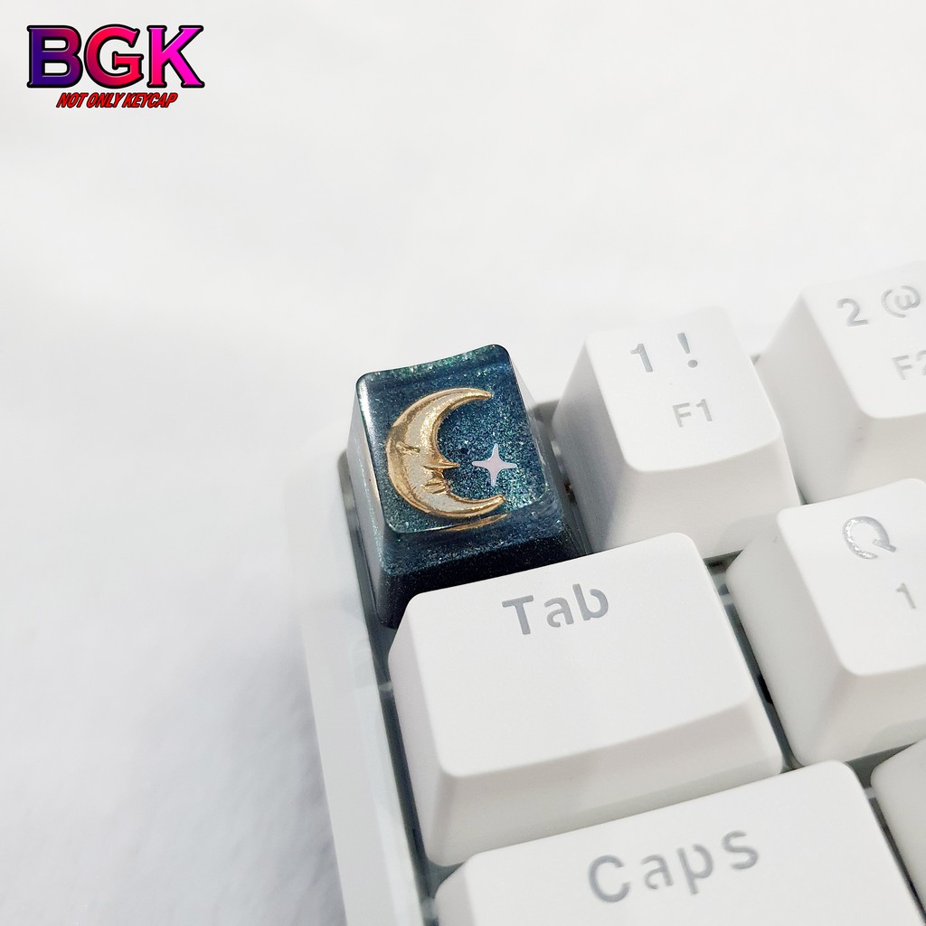 Keycap Lẻ Hình Mặt Trăng Khuyết Crescent moon OEM profile ( keycap resin độc lạ )( Keycap Artisan )