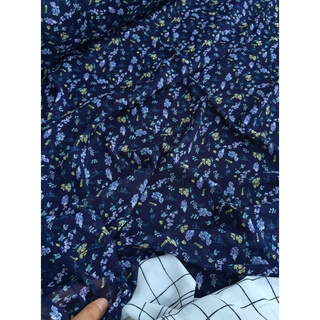 ❤️❤️❤️Voan chiffon gân hoa nhí nền xanh than