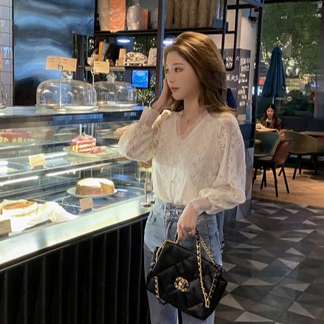 Áo Kiểu Tay Dài Cổ Chữ V Phối Ren Quyến Rũ Thời Trang Cho Nữ