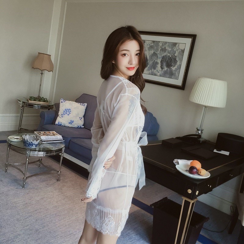 Mẫu mới - Set đồ lót kèm áo choàng xuyên thấu sexy (nh)
