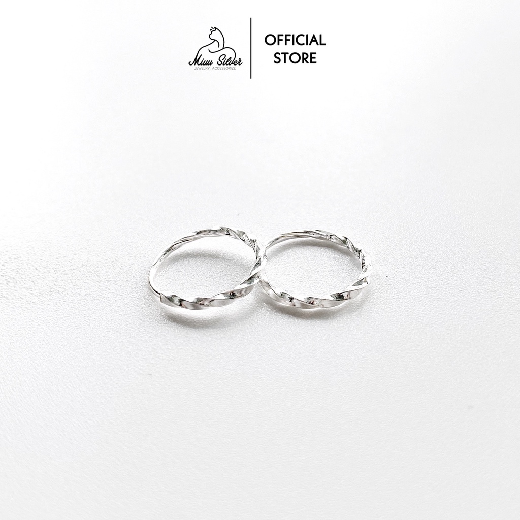 [Mã AFF3PRE20K giảm 20K đơn 99K] Bông tai nữ Miuu Silver, khuyên tai tròn bạc 925 basic