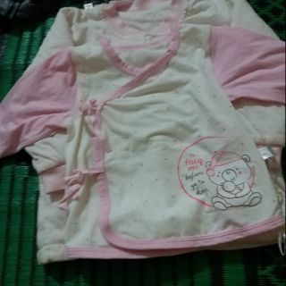 2 áo sơ sinh cho bé 1 áo khoác và 1 quần bông cho bé 11kg chị lấy hàng giúp em nhé nhé nhé nhé nhé nhé nhé nhé nhé nhé n