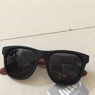 Kính mắt sale off 200k/1sp