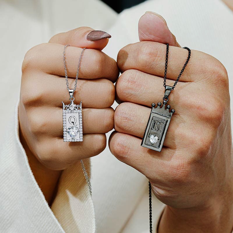 Set 2 Vòng cổ Đôi Khắc Chữ Her King / His Queen