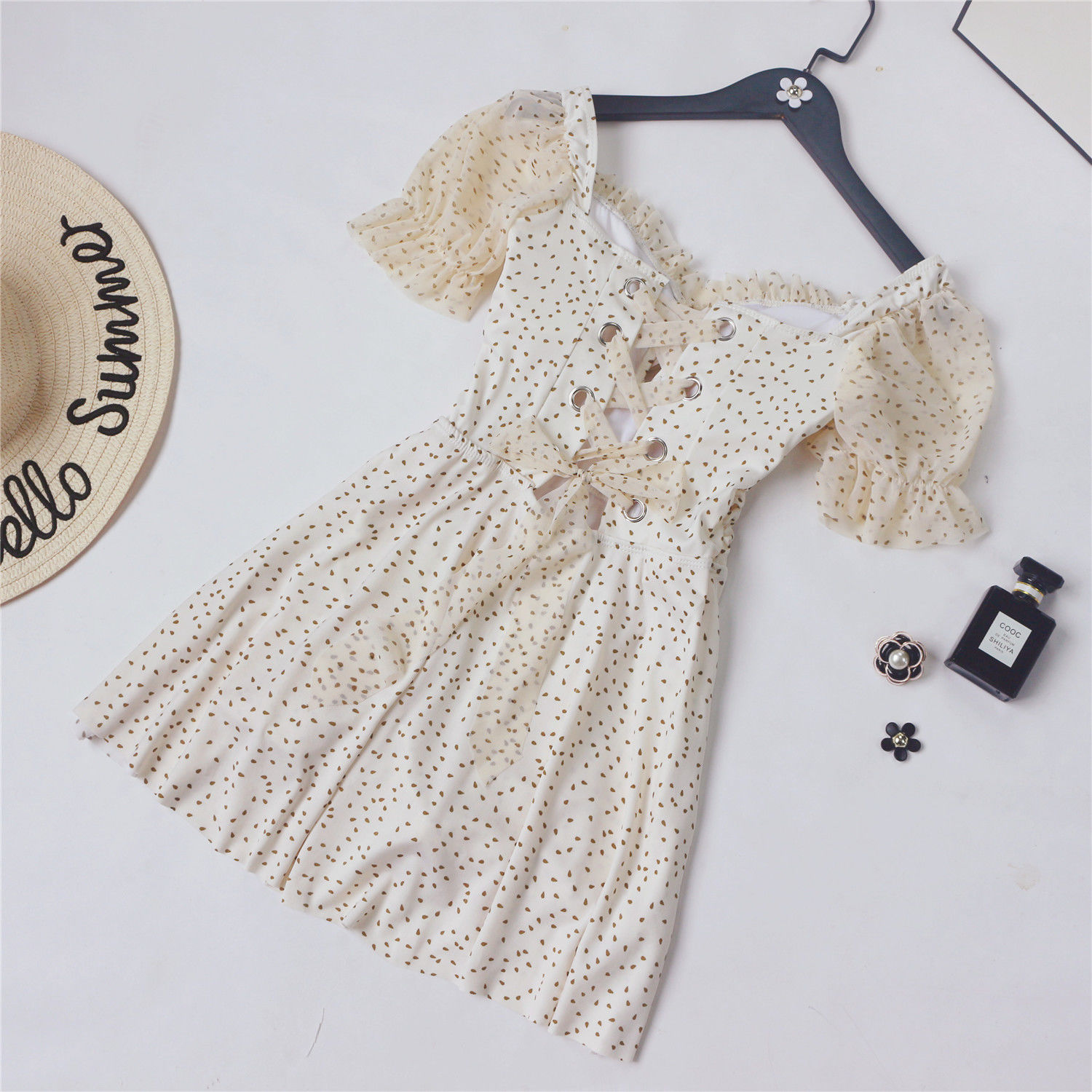 Bikini Hở Lưng Họa Tiết Chấm Bi Phong Cách Retro Wnrc01 | BigBuy360 - bigbuy360.vn