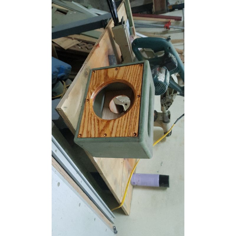 Box thùng loa bluetooth kèm khung ecang