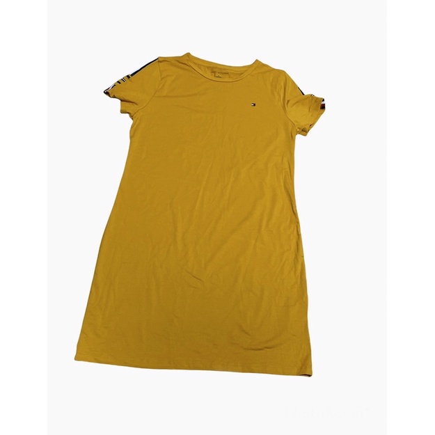 Đầm Tommy dáng thể thao mặc thoải mái cực kỳ