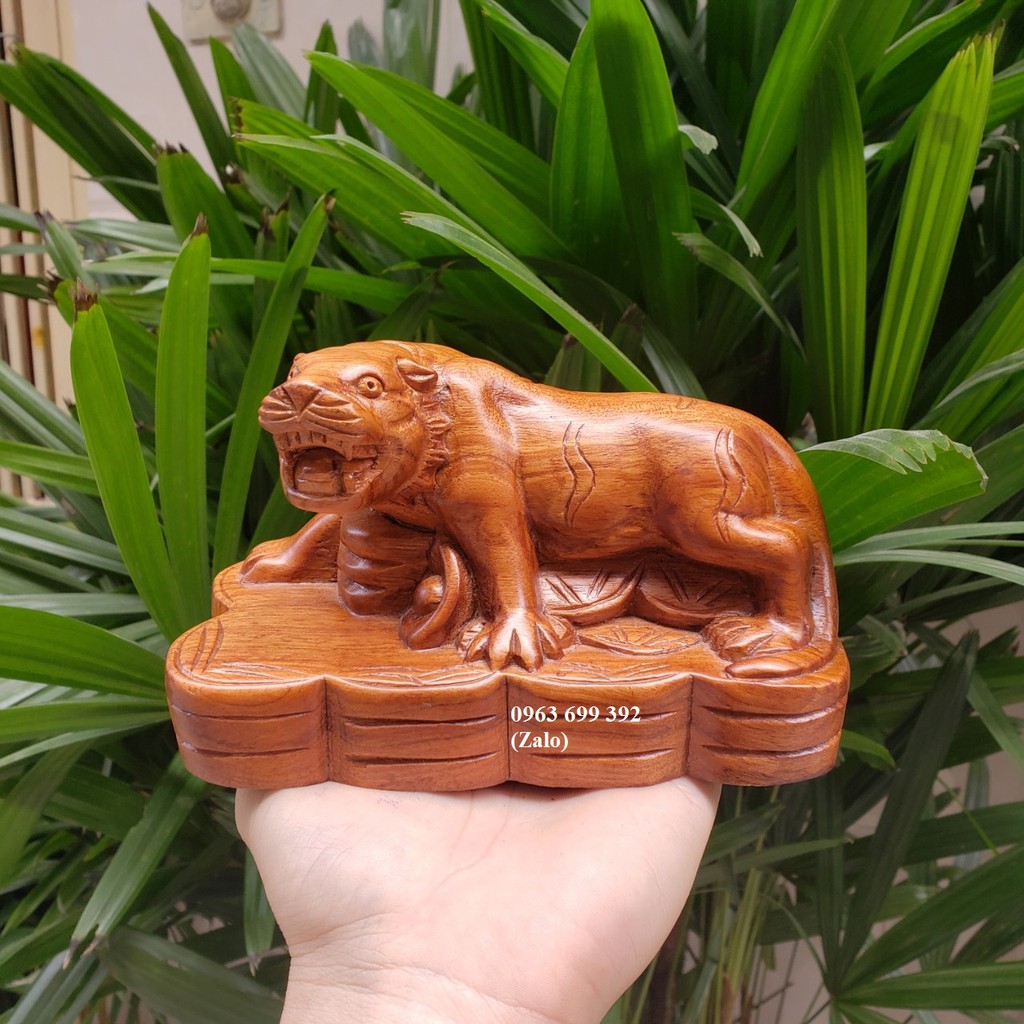 Tượng con hổ gỗ hương