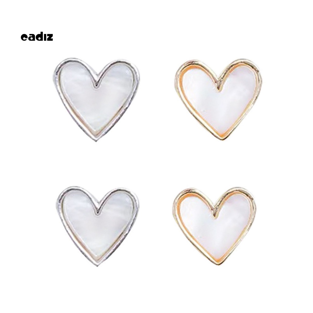 Phụ Kiện Trang Trí Móng Tay Hình Trái Tim Xinh Xắn