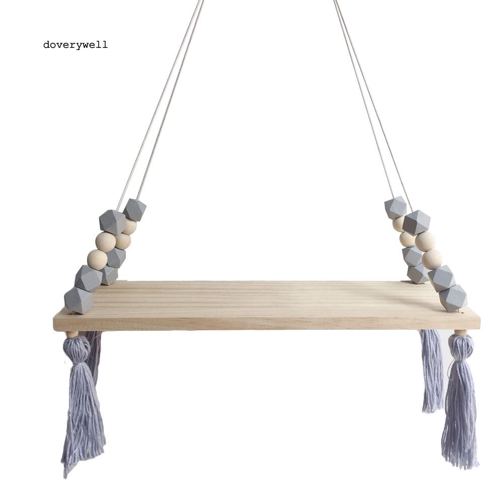 Kệ treo bằng gỗ phối hạt xỏ trang trí theo phong cách Bắc Âu đầy cá tính