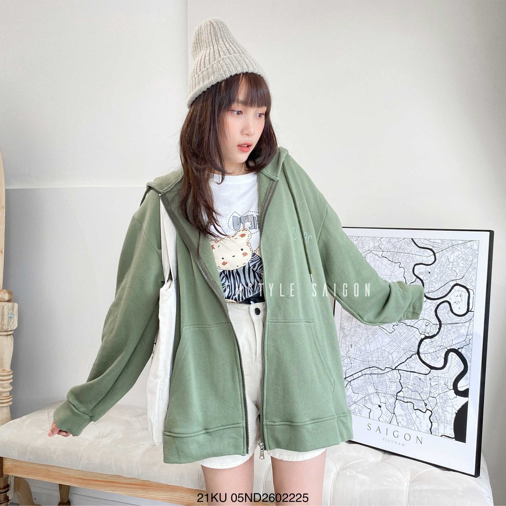 Áo khoác nỉ có nón chống nắng thêu SUMMER ulzzang thời trang nữ FmStyle SaiGon 21KU05ND2602 | BigBuy360 - bigbuy360.vn