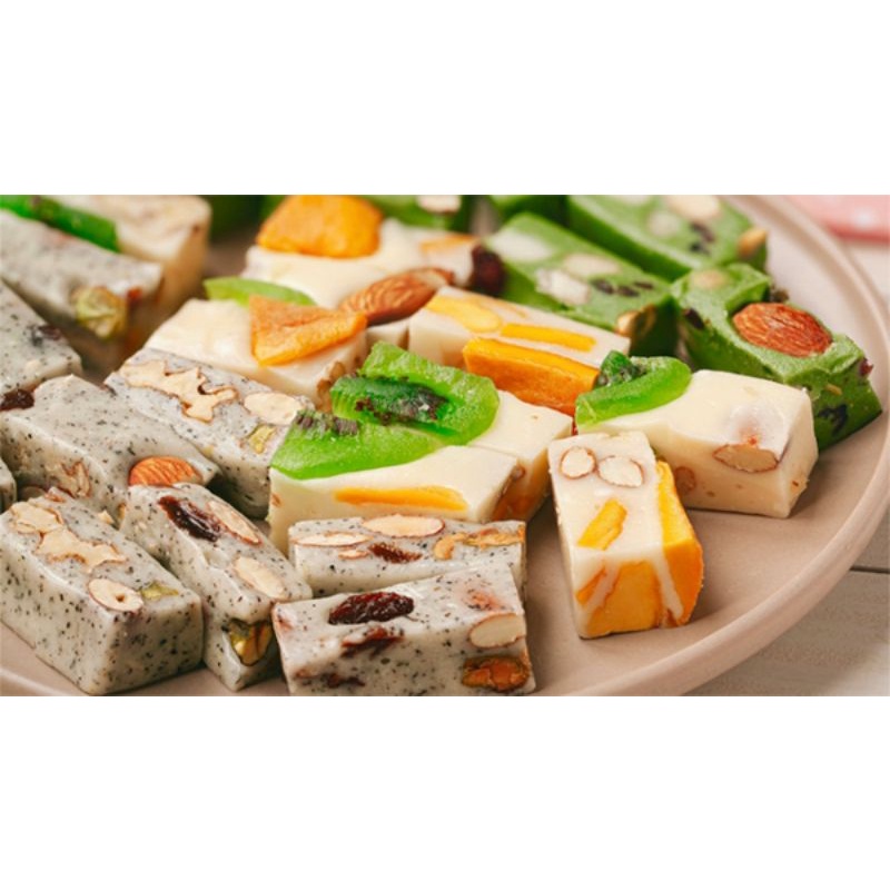 KẸO NOUGAT 500 g (KẸO NHÂN HẠT VÀ TRÁI CÂY SẤY) - KẸO HẠNH PHÚC - AN TRÀ - Xuất xứ Việt Nam