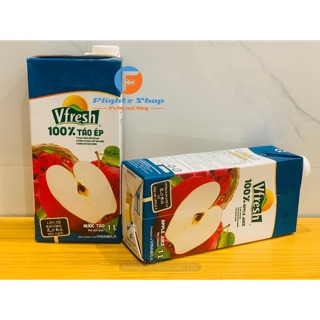 Nước táo ép Vinamilk Vfresh 100%, hộp 1 lít, sản phẩm đặt dùng riêng trên máy bay