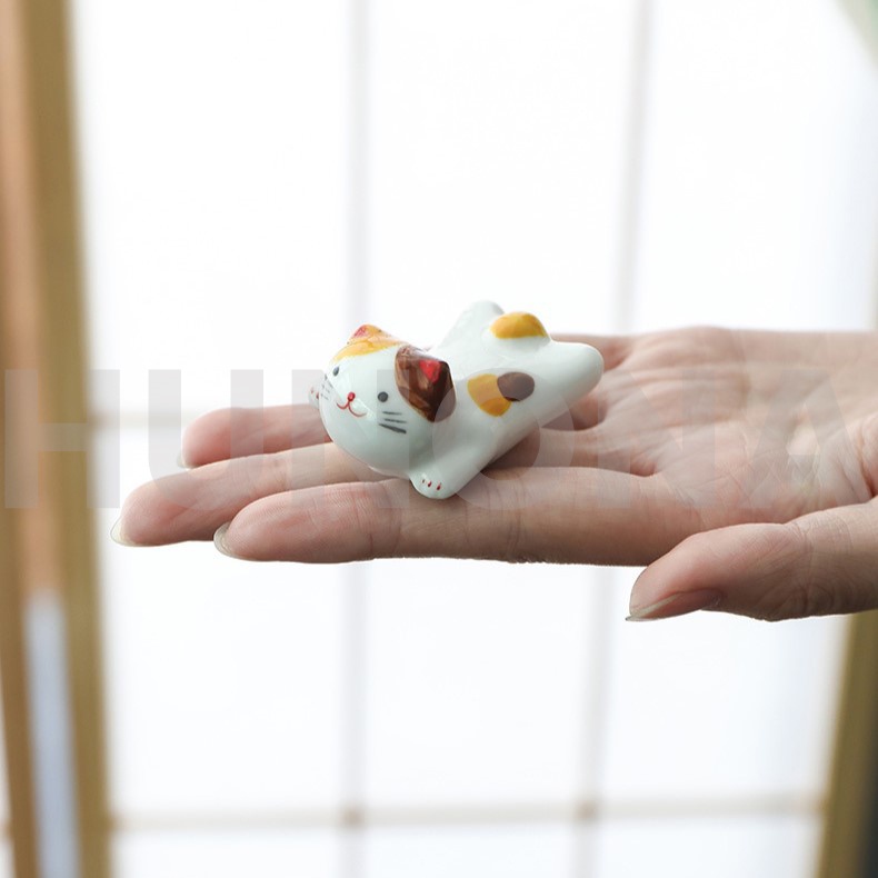 Gác đũa MÈO BAY Nhật Bản bằng gốm sứ, phụ kiện họa tiết Nhật Bản trang trí bàn ăn - HUNONA