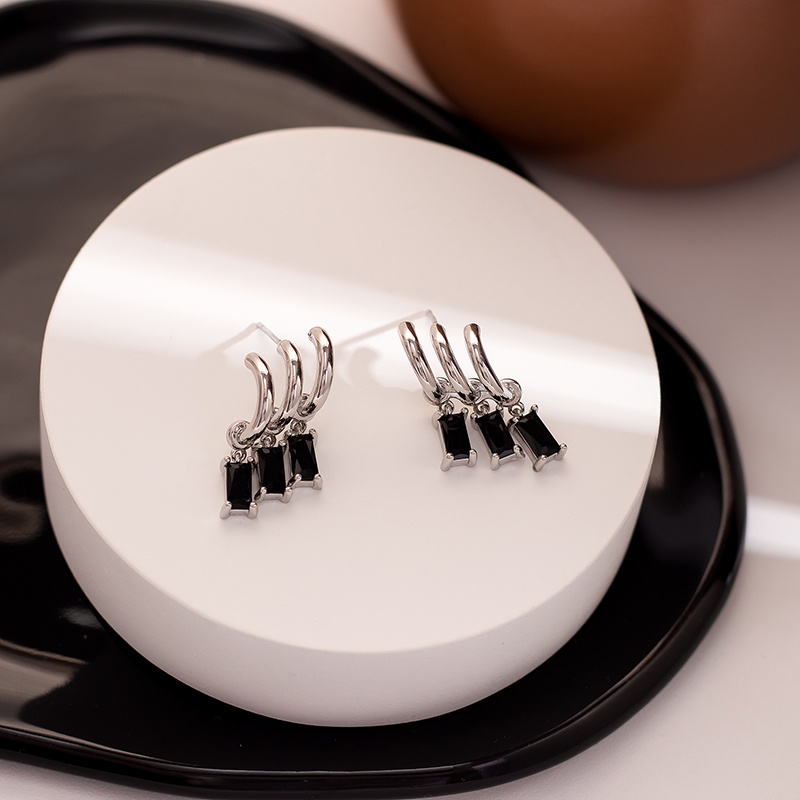 Bông Tai Đính Kim Cương Đen Phong Cách hip hop Cho Nữ