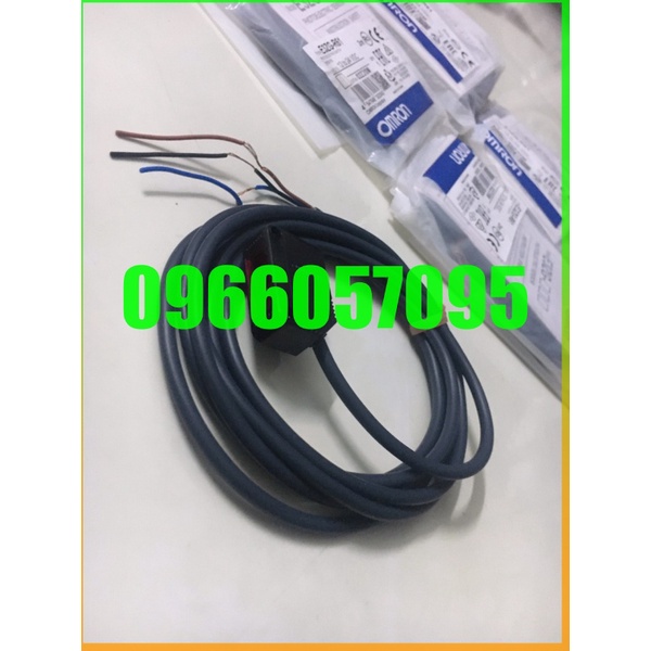 Cảm biến quang omron E3ZG-R61