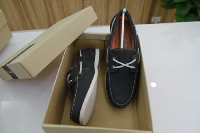 Giày Xuất Dư Nam VNXK