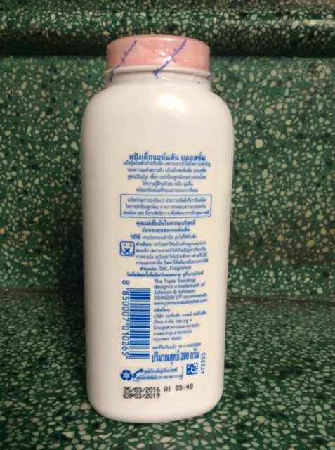 Phấn rôm thơm Johnson Blossom 180g hương hoa